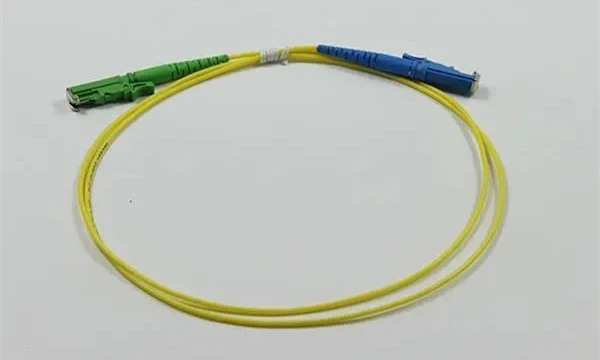 סיבים אופטיים E2000 מגשרים